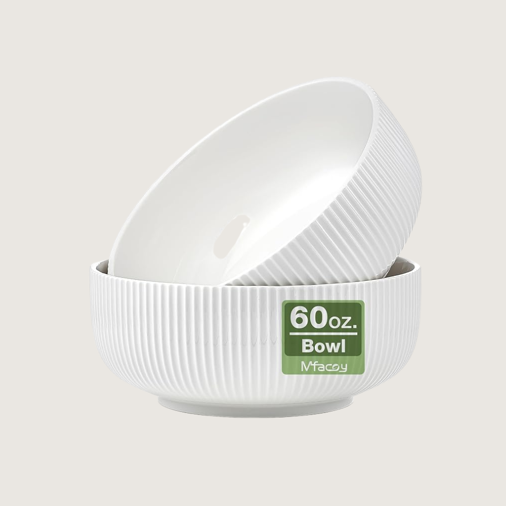 White ceramic salad bowls
