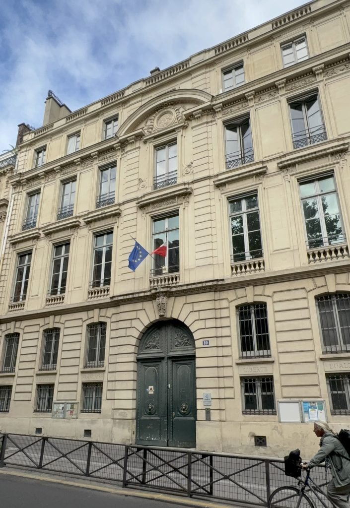 Paris public school in 9th arrondissement